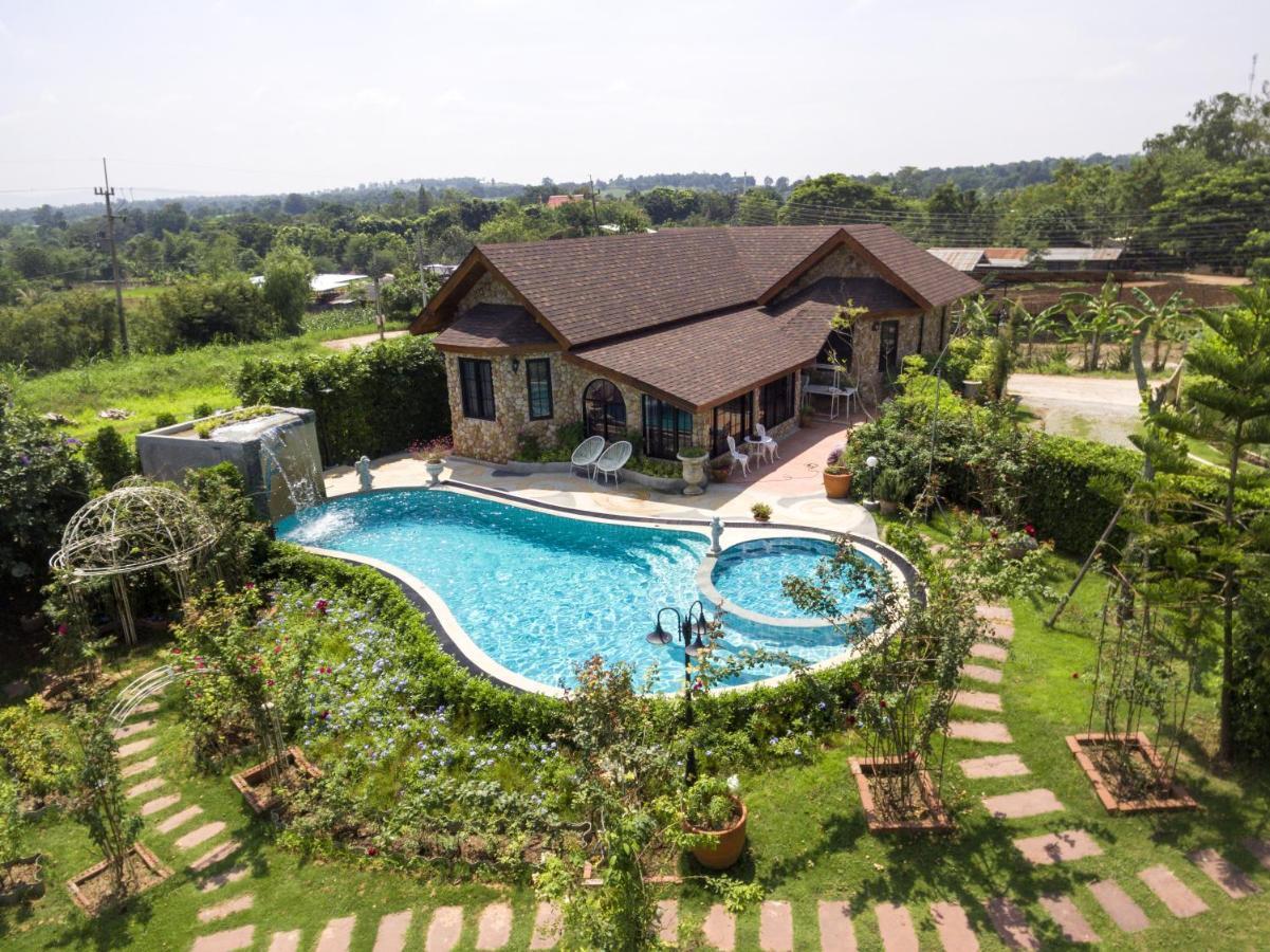 Chateau De Prim Khao Yai Ban Sap Phlu Екстериор снимка